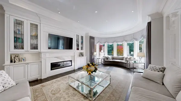 101 Forest Heights BLVD, Toronto C12, ON M2L 2K7