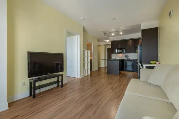 28 Linden ST #2303, Toronto C08, ON M4Y 0A4