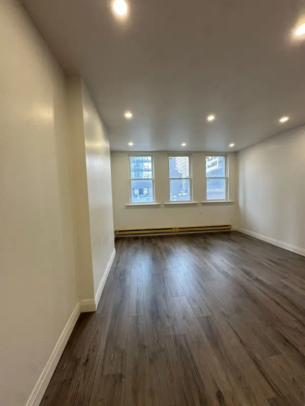 565 Yonge ST #4FL, Toronto C08, ON M4Y 1Z2