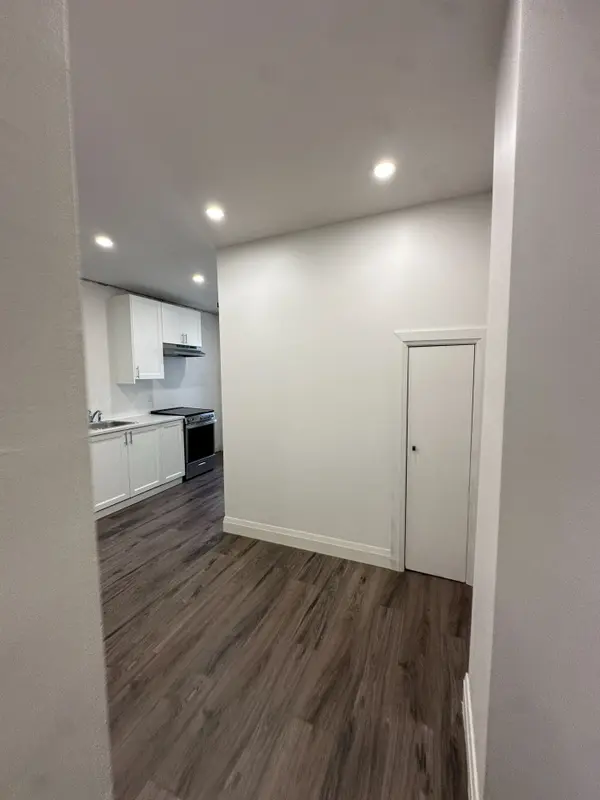 565 Yonge ST #4FL, Toronto C08, ON M4Y 1Z2