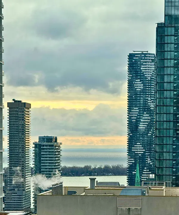 82 Dalhousie ST #3307, Toronto C08, ON M5B 1Y7