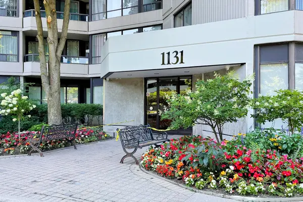 1131 Steeles AVE W #407, Toronto C07, ON M2R 3W8