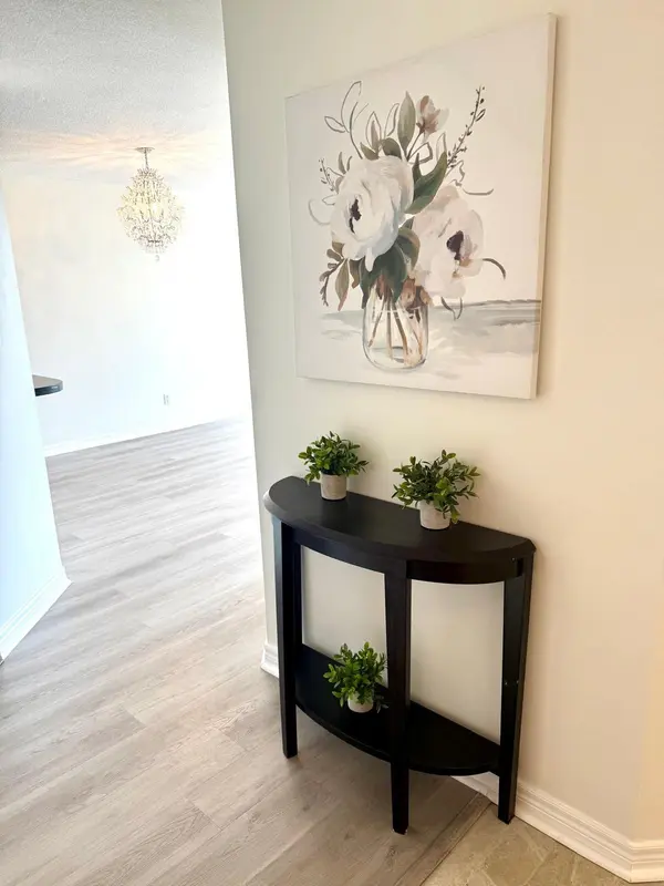 1131 Steeles AVE W #407, Toronto C07, ON M2R 3W8