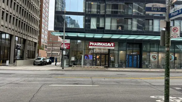 987 Bay ST, Toronto C01, ON M5S 3C4