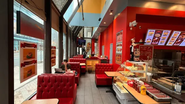 987 Bay ST, Toronto C01, ON M5S 3C4