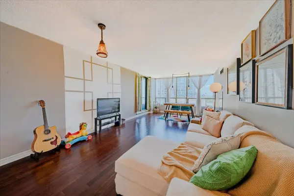 5765 Yonge St ST #PH504, Toronto C14, ON M2M 4H9