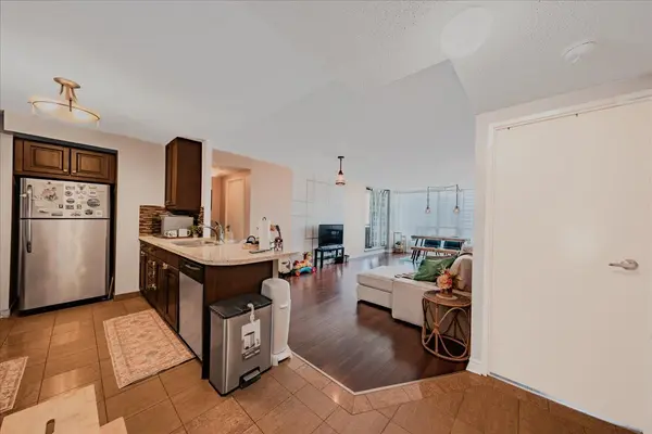 5765 Yonge St ST #PH504, Toronto C14, ON M2M 4H9