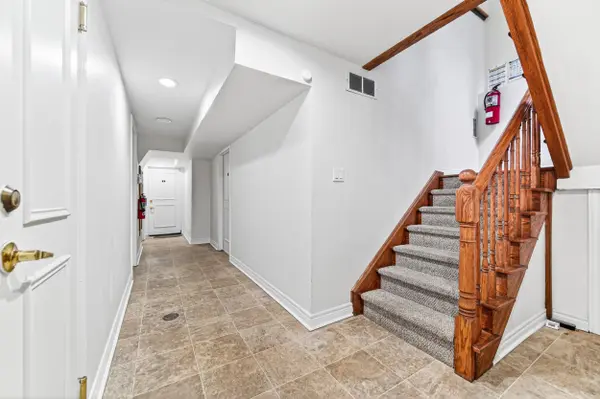 454 Donlands AVE #R2, Toronto E03, ON M4J 3S5