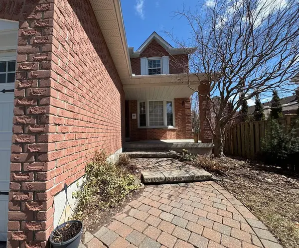 4 Mendys Forest(Main) N/A, Aurora, ON L4G 5A3