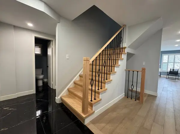 4 Mendys Forest(Main) N/A, Aurora, ON L4G 5A3