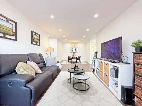 120 Promenade CIR #1509, Vaughan, ON L4J 7W9