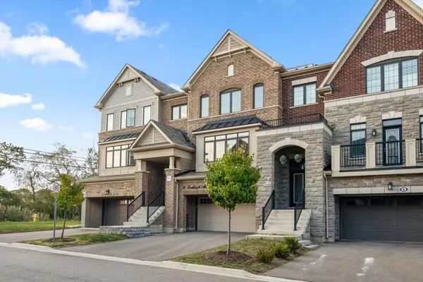 4 Fraleigh AVE, Markham, ON L6C 0Y9
