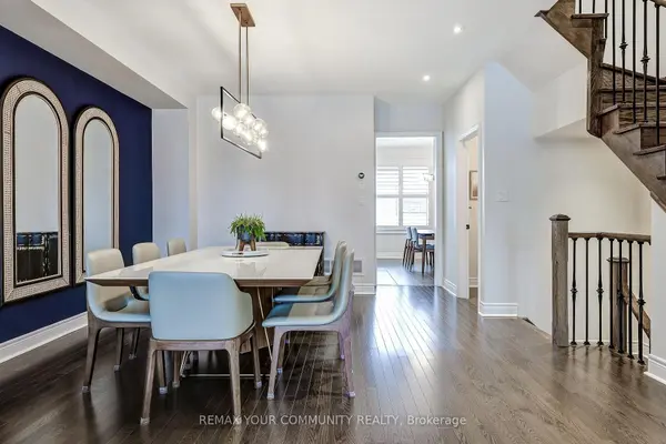 22 Lowther AVE, Richmond Hill, ON L4E 2Z7