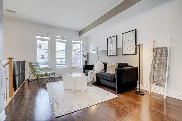 63 Mack Clement LN, Richmond Hill, ON L4S 2P7