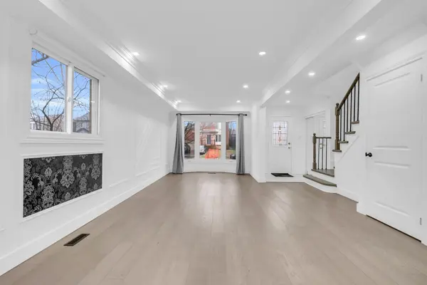 188 Cardinal ST, Barrie, ON L4M 6G8