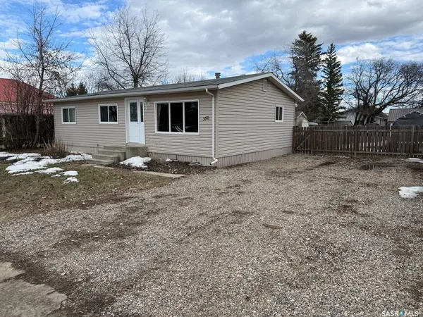 350 1st STREET E, Meota, SK S0M 1X0