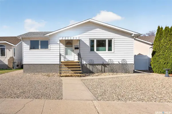 958 Edmonton STREET, Moose Jaw, SK S6H 3A8