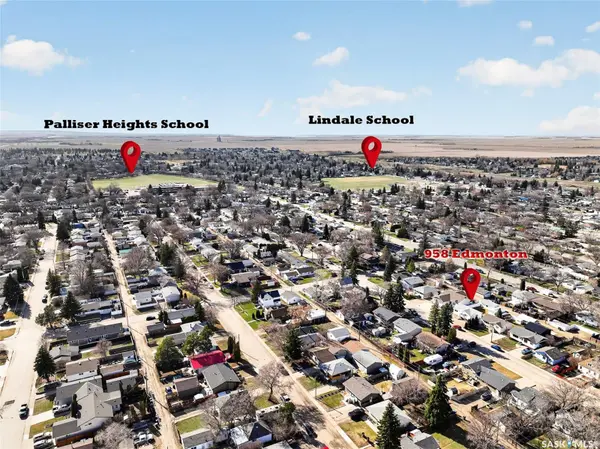 958 Edmonton STREET, Moose Jaw, SK S6H 3A8