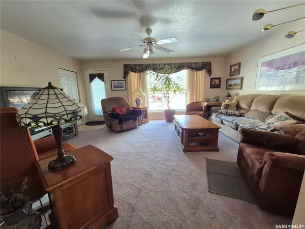 317 2nd STREET W, Ponteix, SK S0N 1Z0