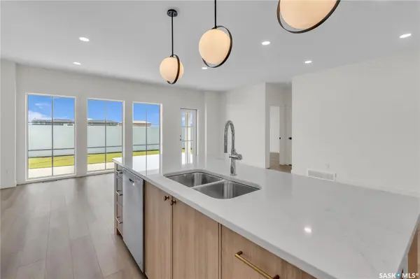 720 Brighton BOULEVARD #10, Saskatoon, SK S7V 1X1