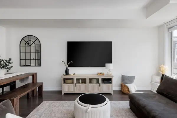 150 Long Branch AVE #22, Toronto W06, ON M8W 0B1