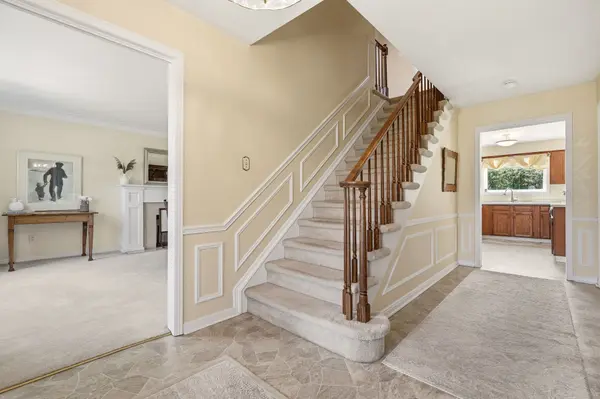 360 Pomona AVE, Burlington, ON L7N 1T5