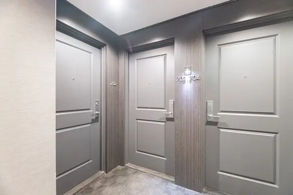 3563 Lake Shore BLVD W #703, Toronto W06, ON M8W 0A3