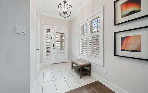 2086 Ghent AVE #24, Burlington, ON L7R 1Y3