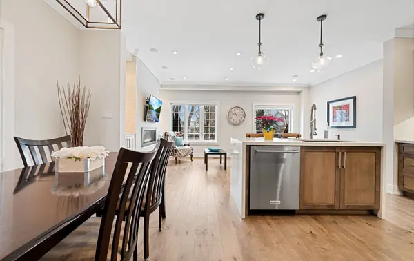 2086 Ghent AVE #24, Burlington, ON L7R 1Y3