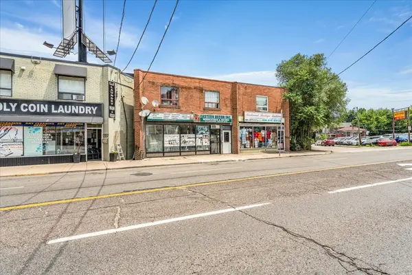 1355 Weston RD, Toronto W04, ON M6M 4R9