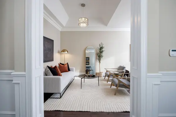 125 Paliser CT, Oakville, ON L6K 2H1