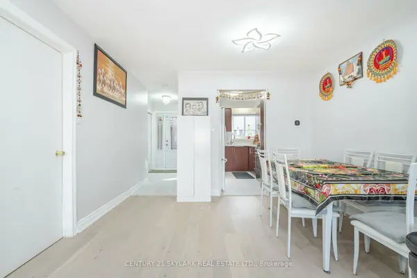 435 Silverstone DR #26, Toronto W10, ON M9V 3K7