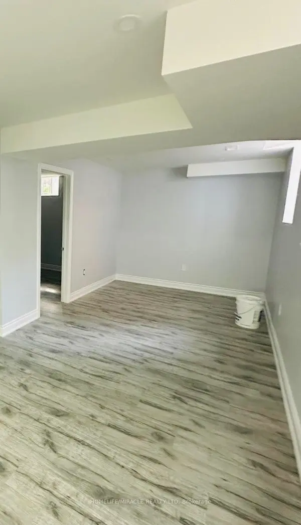 41 Antibes DR, Brampton, ON L6X 5H6