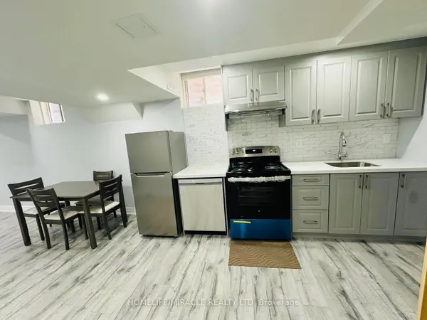 41 Antibes DR, Brampton, ON L6X 5H6