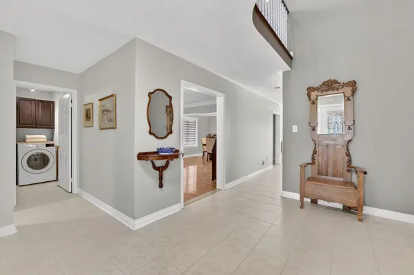 240 Howard CRES, Orangeville, ON L9W 4W6