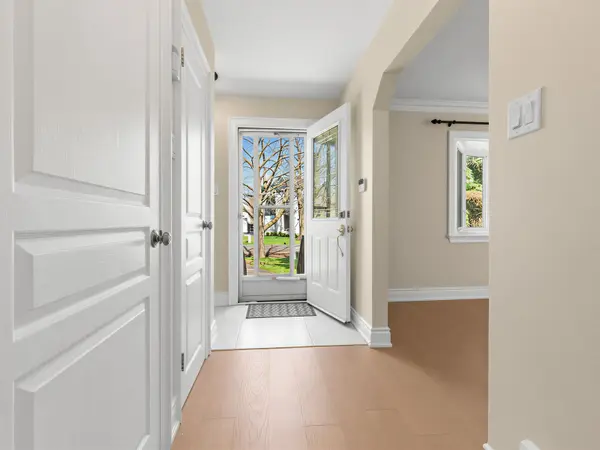 50 Wilmar RD, Toronto W08, ON M9B 3S1