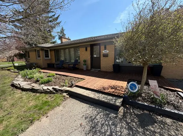 345 Glenrose DR, London South, ON N6K 2A9