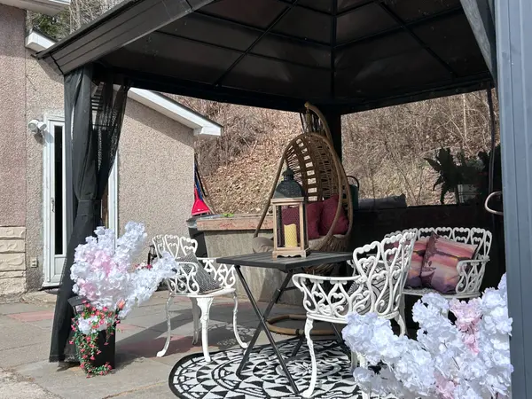 192 Monck ST, Bancroft, ON K0L 1C0