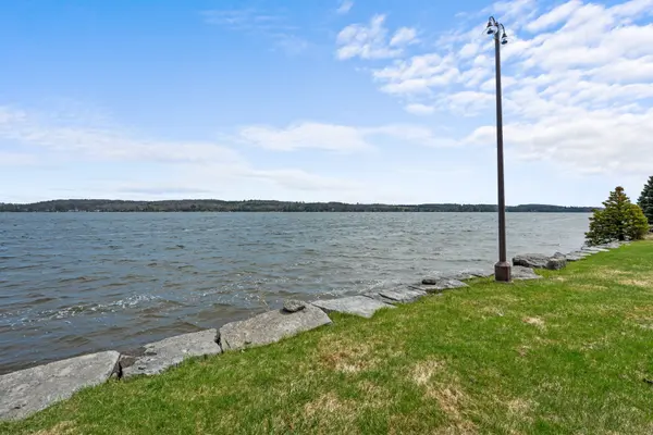 477 Gifford DR, Selwyn, ON K0L 1T0