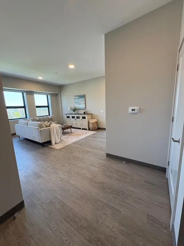 195 Dufferin AVE #813, London East, ON N6K 1K7