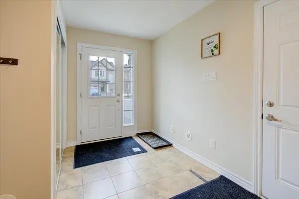 461 MEADOWHAWK CRES, Barrhaven, ON K2J 5W8