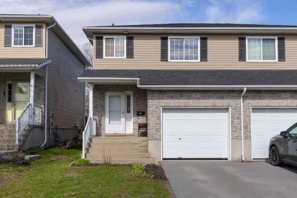 15 Karlee CT, Kingston, ON K7K 0C5