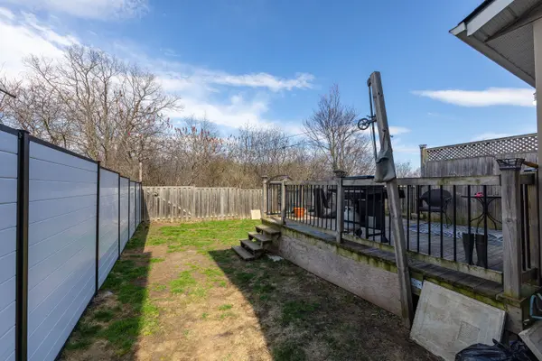 15 Karlee CT, Kingston, ON K7K 0C5