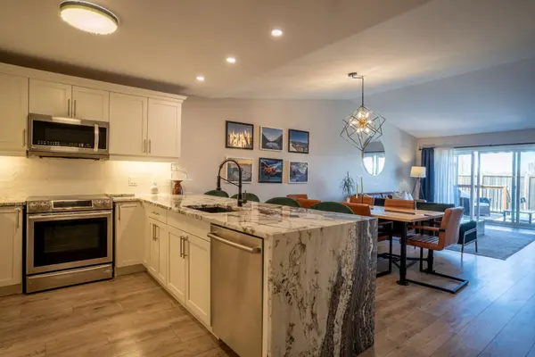 84 Spruce GDNS, Belleville, ON K8N 0B7