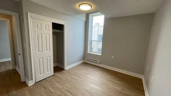 69 East Main ST #203, Welland, ON L3B 3W4