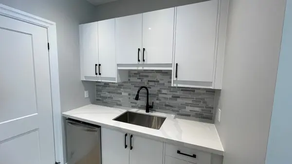 69 East Main ST #102, Welland, ON L3B 3W4