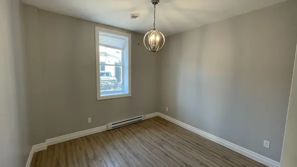 69 East Main ST #102, Welland, ON L3B 3W4