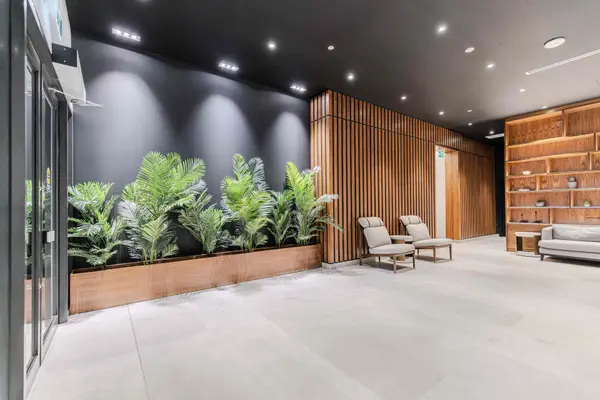 340 Queen ST #1008, Ottawa Centre, ON K1R 0G1