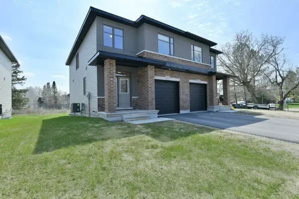 139 Salisbury ST, Carp - Huntley Ward, ON K0A 1L0
