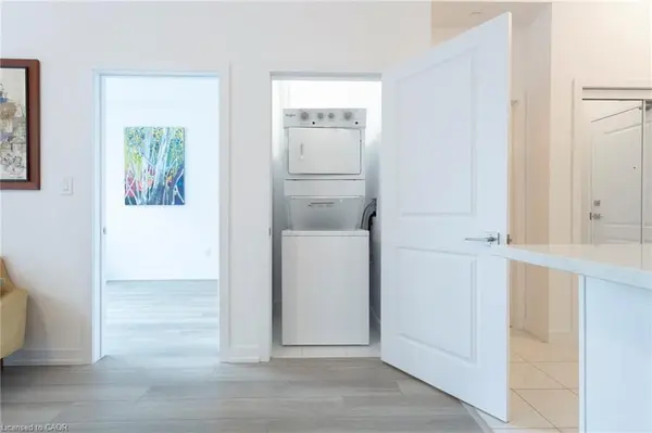 460 Dundas ST E #119, Hamilton, ON L8B 2A5